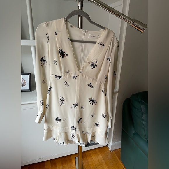 ALC Sana Flounce Hem Dress 100% Silk Floral - Picture 8 of 12